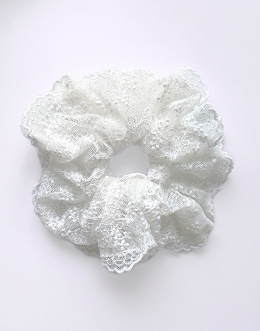 Reverie Hair - Lace Scrunchie / White