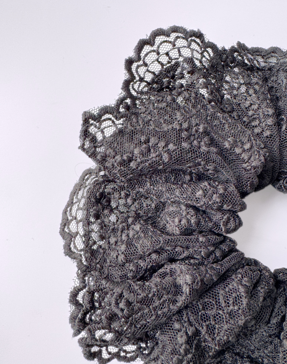 Reverie Hair - Lace Scrunchie / Black