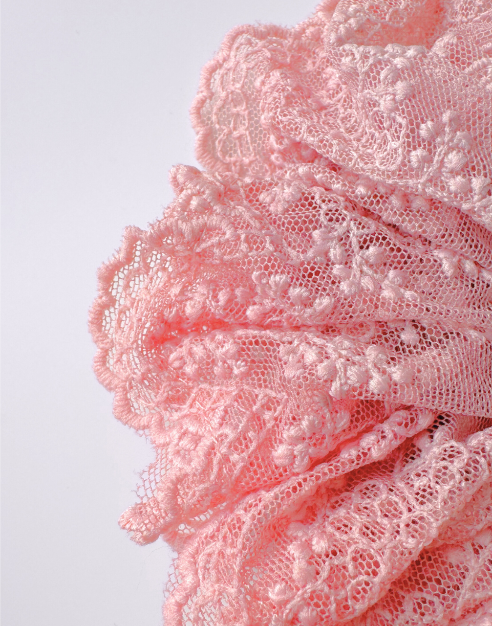 Reverie Hair - Lace Scrunchie / Rose