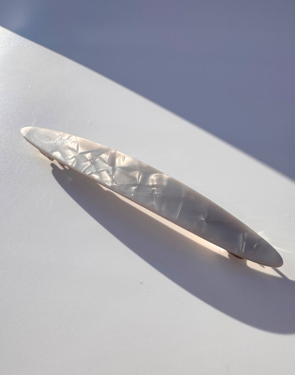 Reverie Hair - Fine Line / White / Hair Barrette