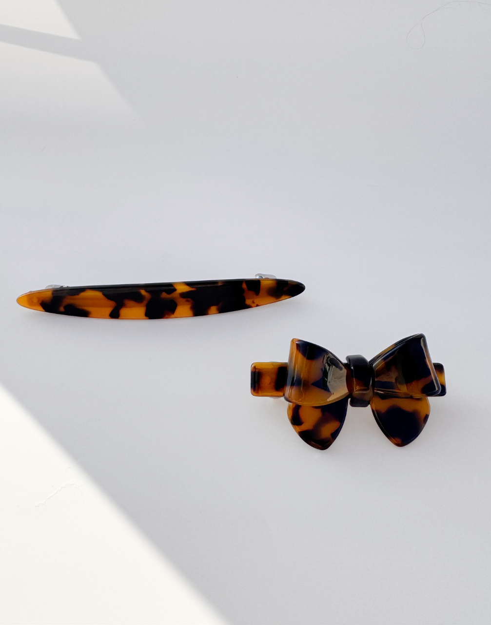 Reverie Hair - Tortoiseshell Duo / Hair Barrettes