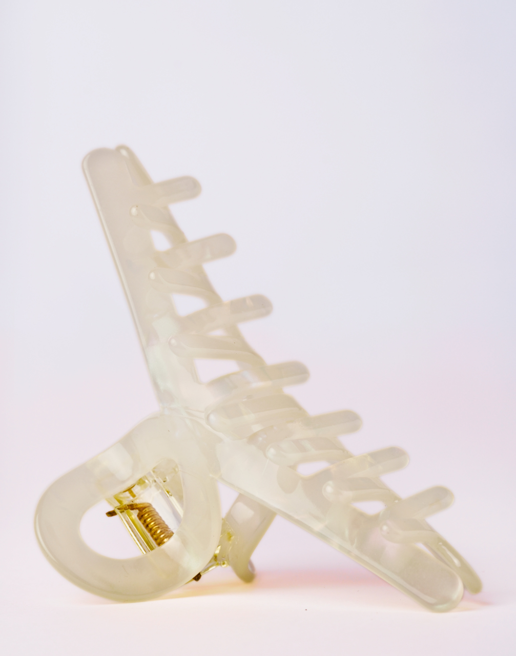 Reverie Hair - Grace in a Clip / White / Hair Clip