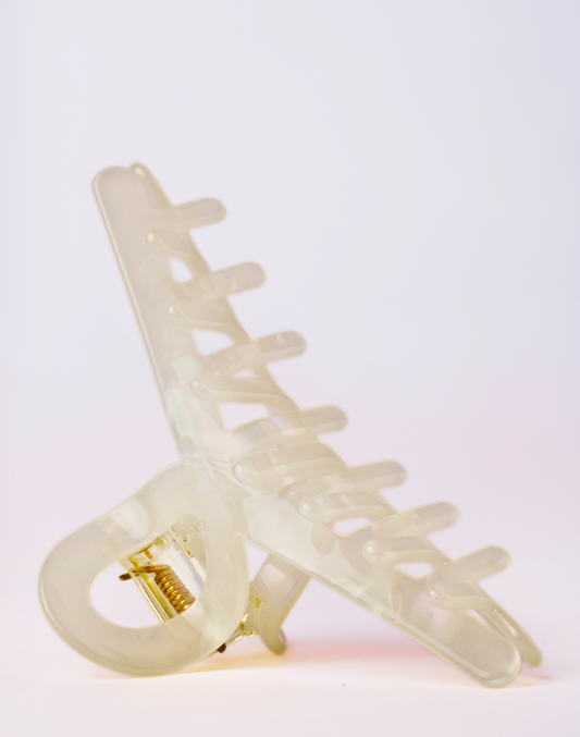 Reverie Hair - Grace in a Clip / White / Hair Clip