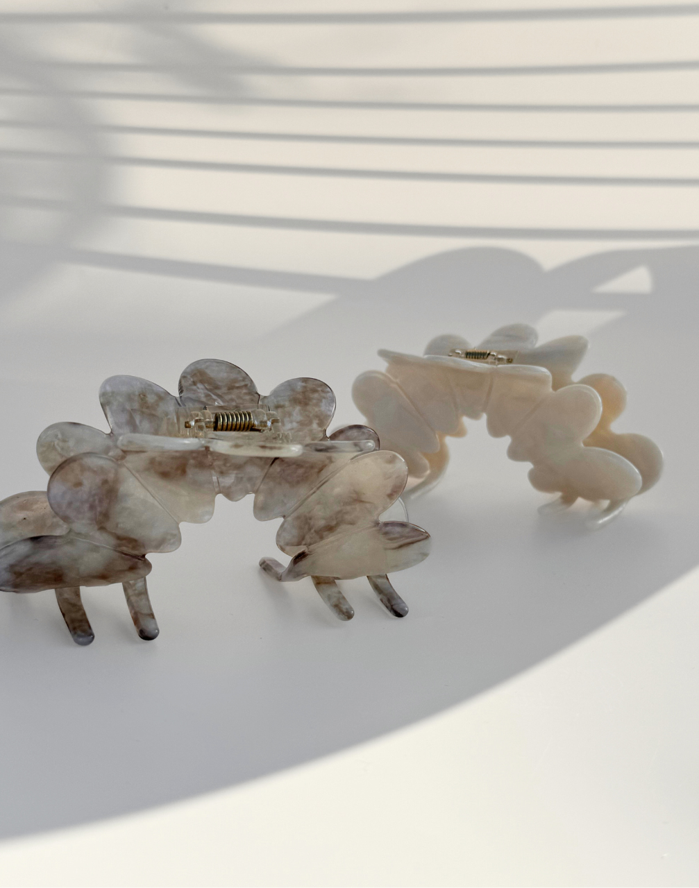 Reverie Hair - Bloom Clip / Grey / Hair Clips