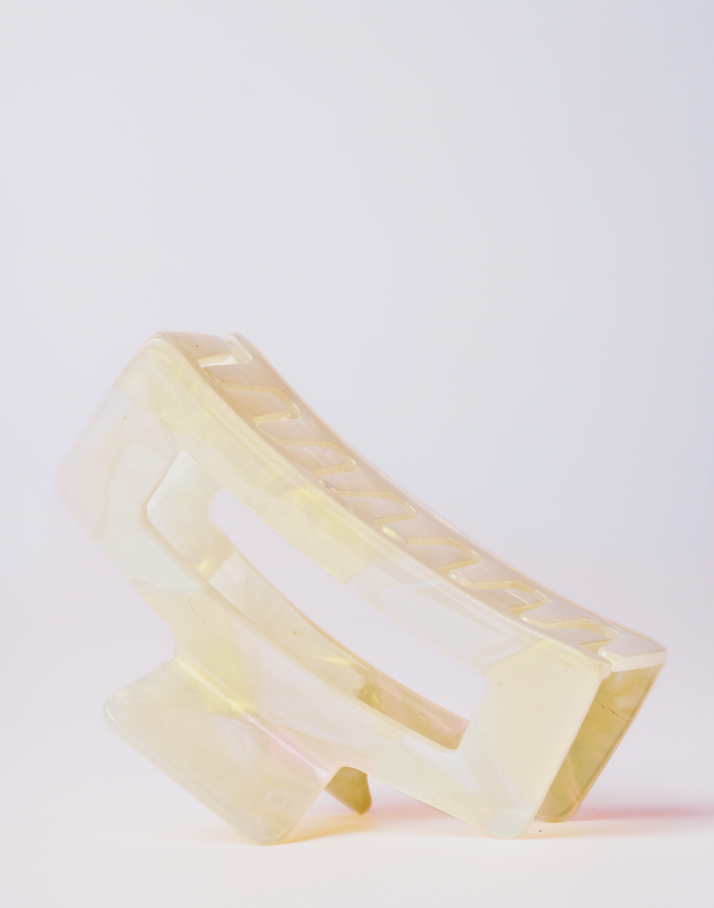 Reverie Hair - Chic Simplicity / Purple / Hair Clip