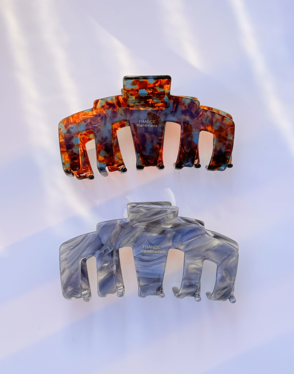 Reverie Hair - Bold Claw / Brown / Hair Clip