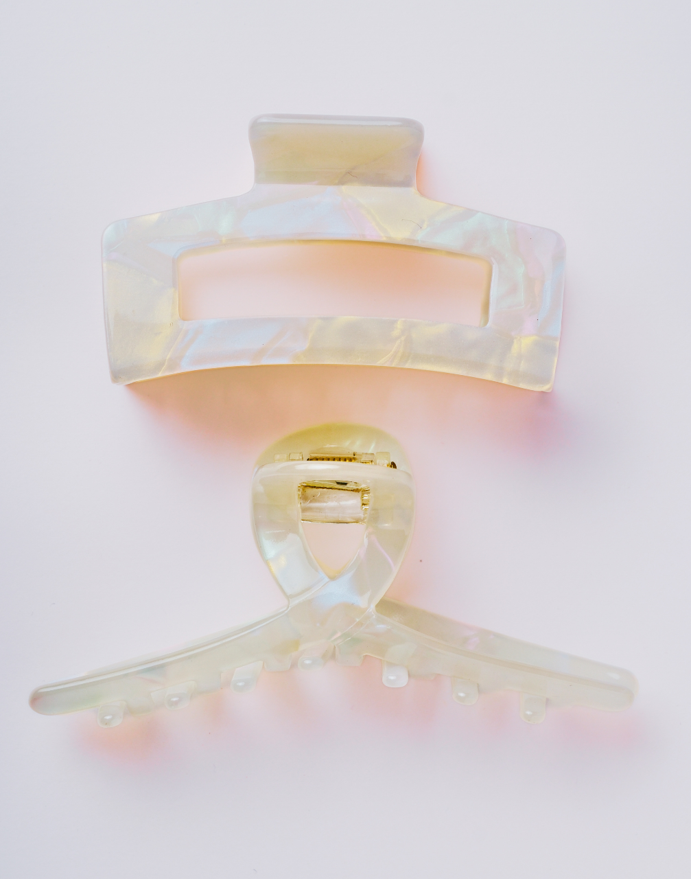 Reverie Hair - Chic Simplicity / Purple / Hair Clip