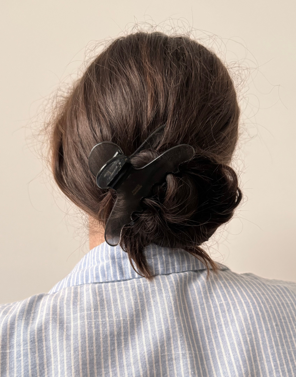 Reverie Hair - Ruby Noir / Black / Hair Clip