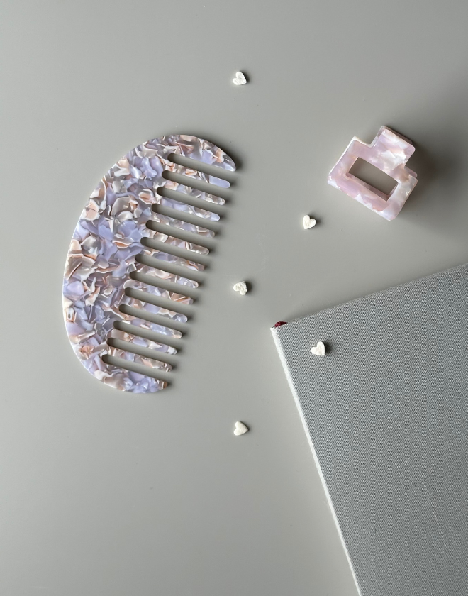 Reverie Hair - Glossy Glam / Pink / Hair Comb